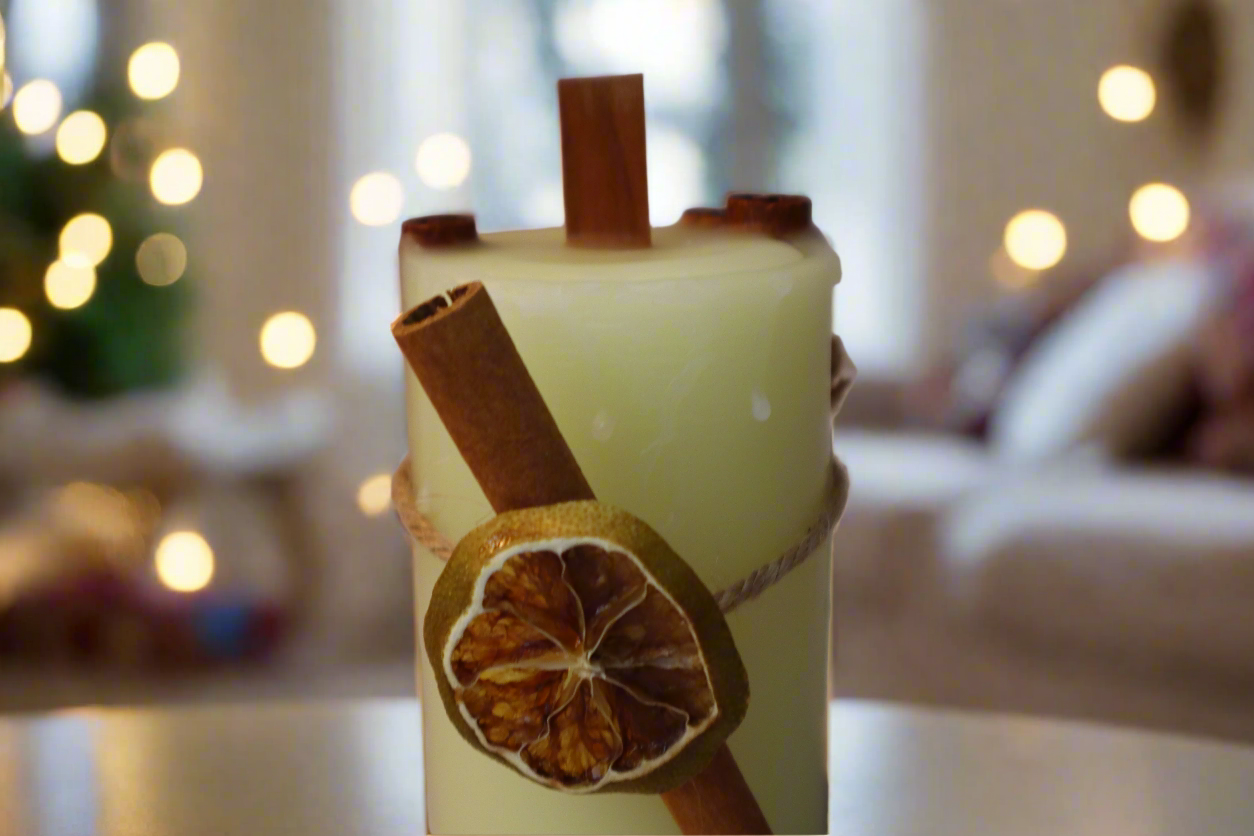 Pure Cinnamon Beeswax Christmas Candle